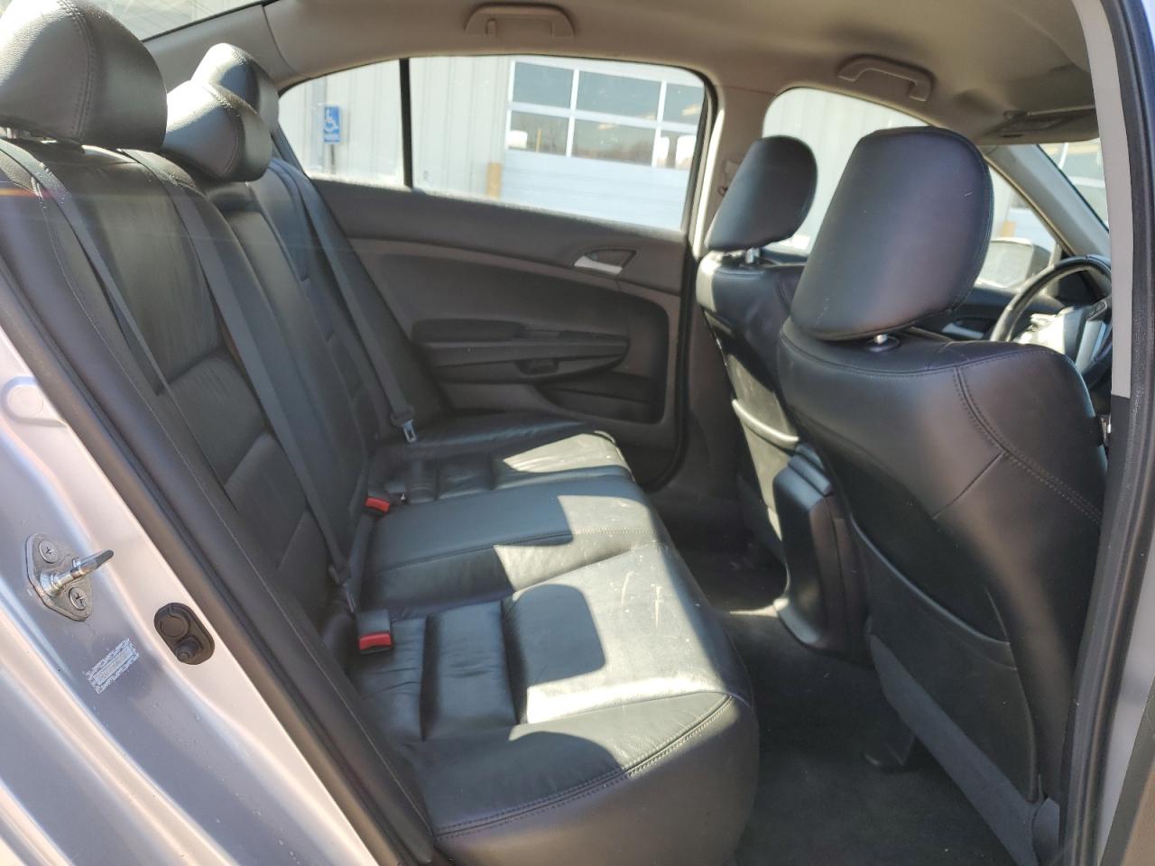 HONDA ACCORD 2011 — 11