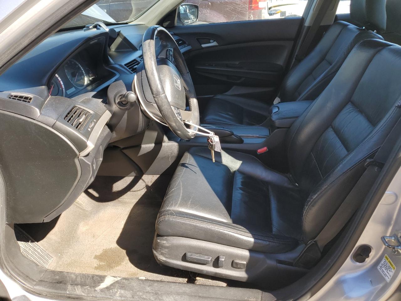 HONDA ACCORD 2011 — 8