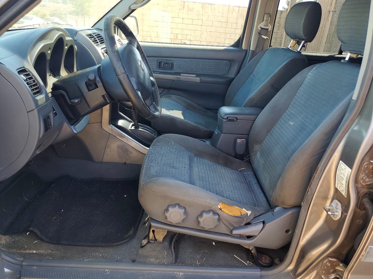 NISSAN XTERRA 2004 — 8