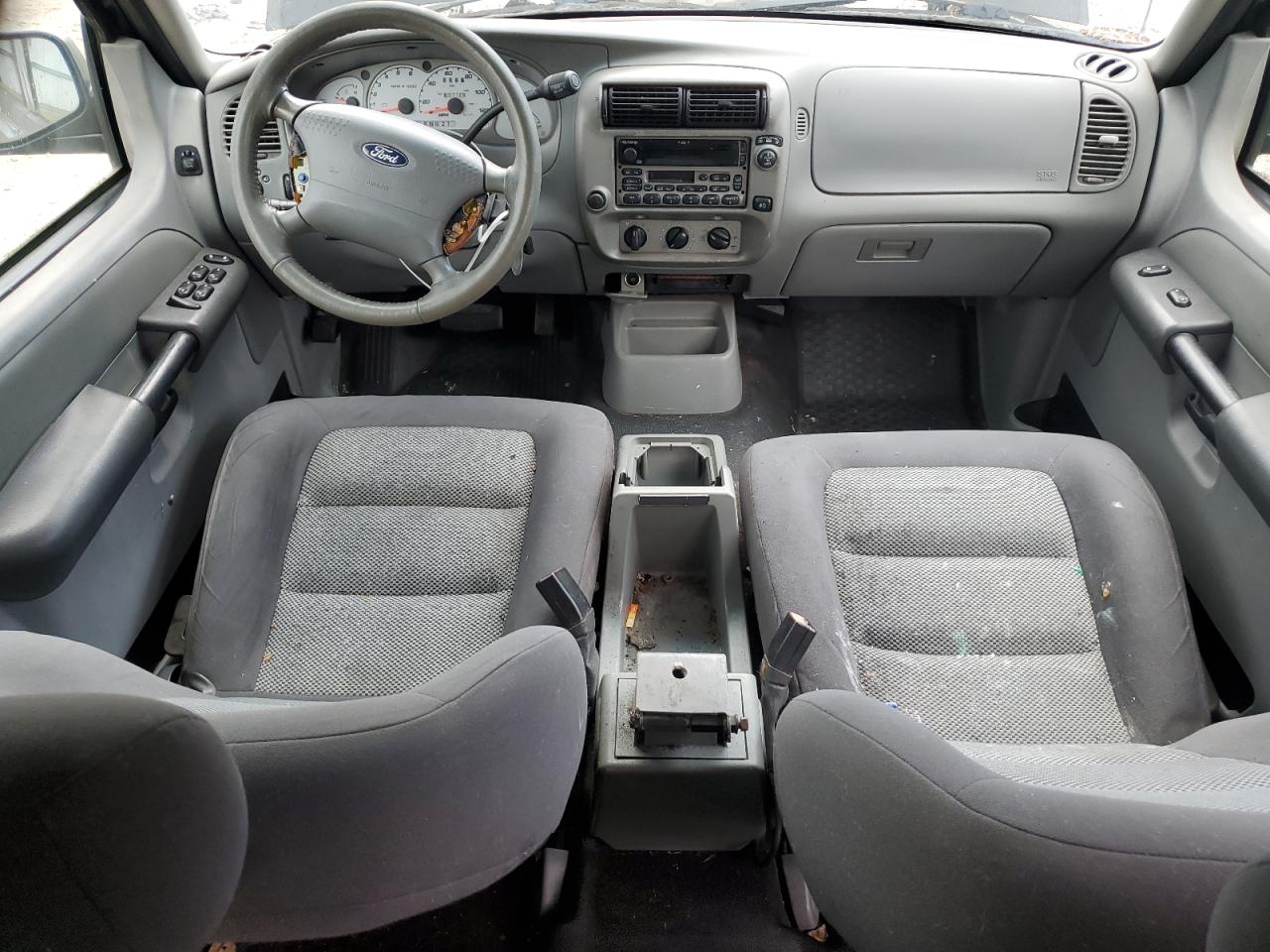 FORD EXPSPRTRAC 2004 — 9