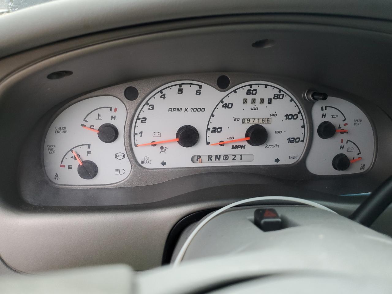 FORD EXPSPRTRAC 2004 — 10