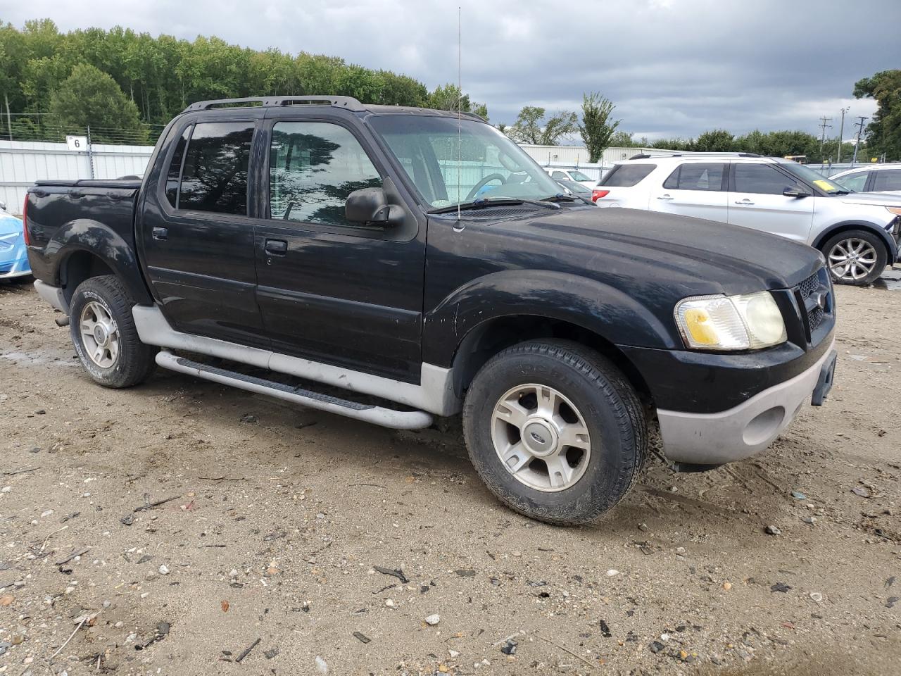 2004 FORD EXPSPRTRAC