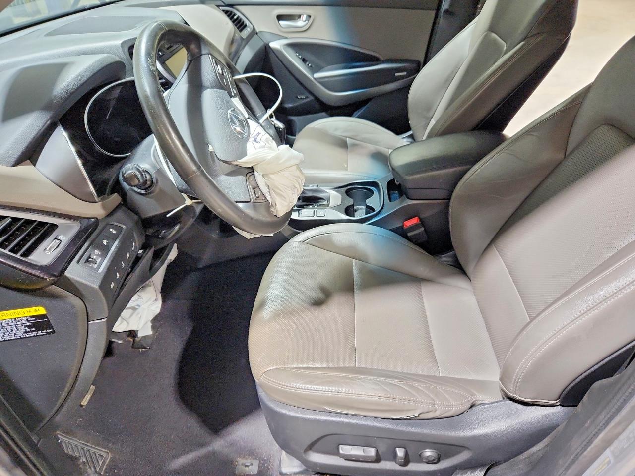 HYUNDAI SANTA FE 2015 — 8