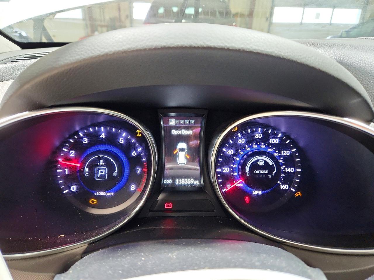 HYUNDAI SANTA FE 2015 — 10