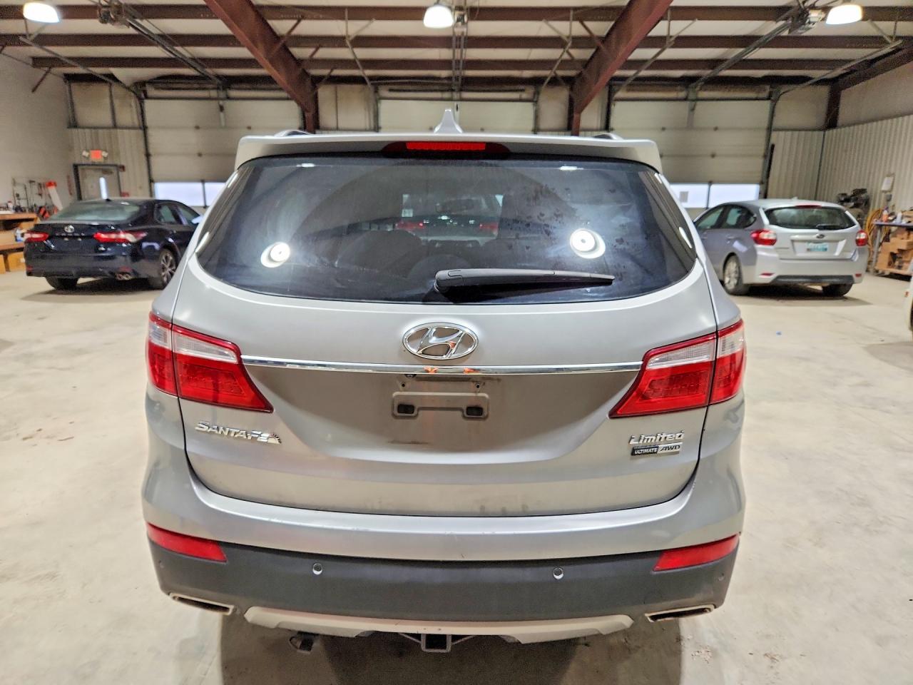 HYUNDAI SANTA FE 2015 — 7