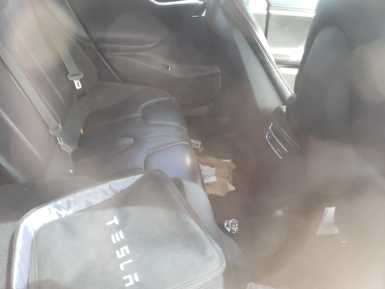 TESLA MODEL S 2014 — 11