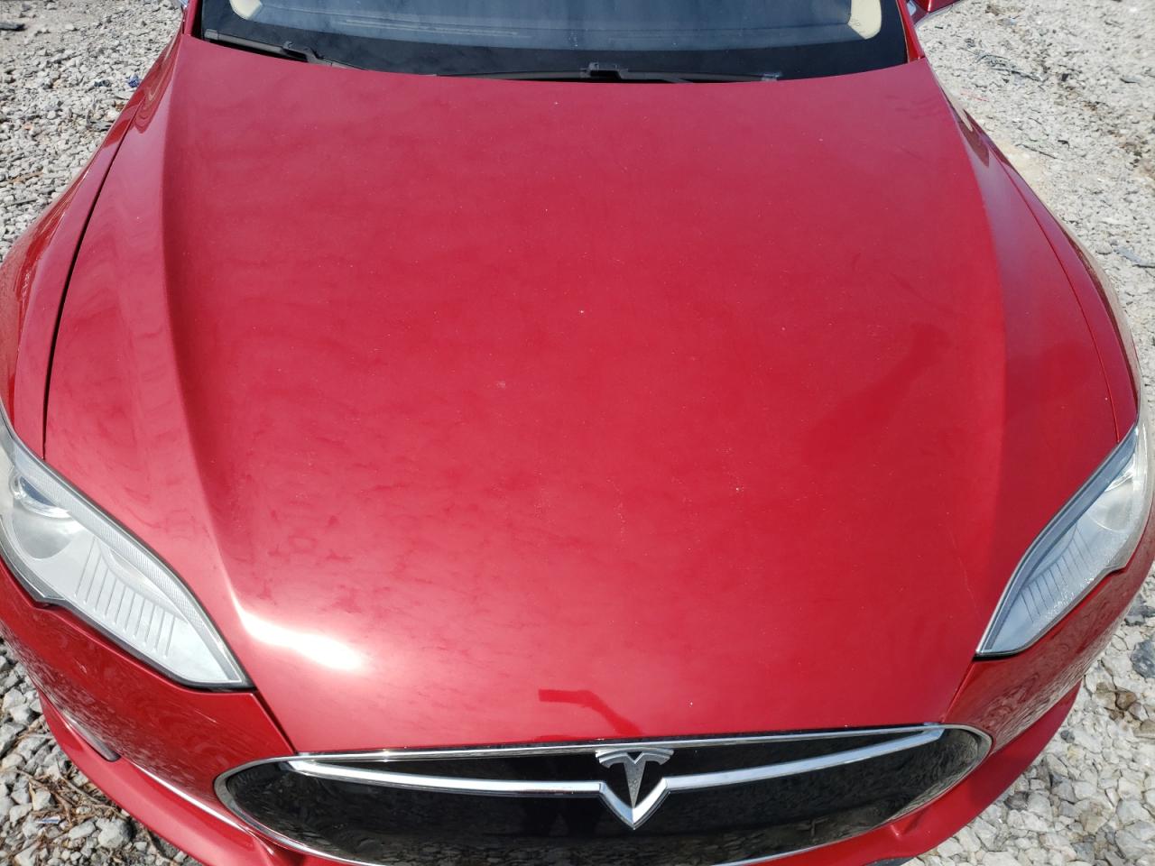 TESLA MODEL S 2014 — 12