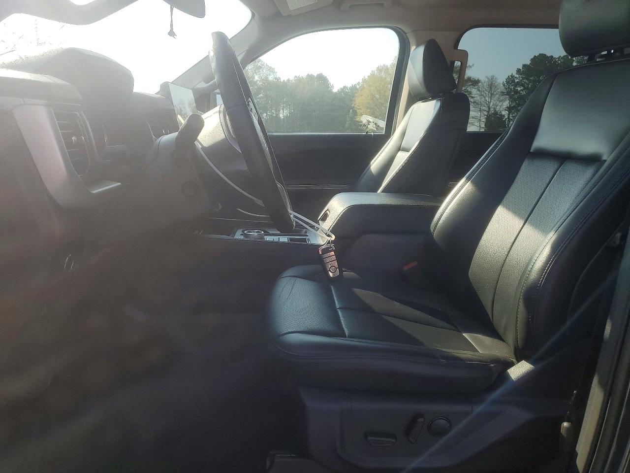 FORD EXPEDITION 2024 — 8