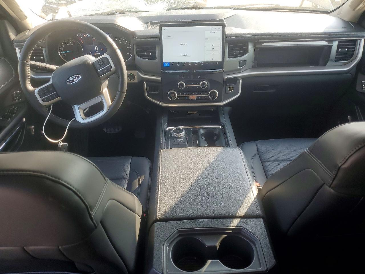 FORD EXPEDITION 2024 — 9