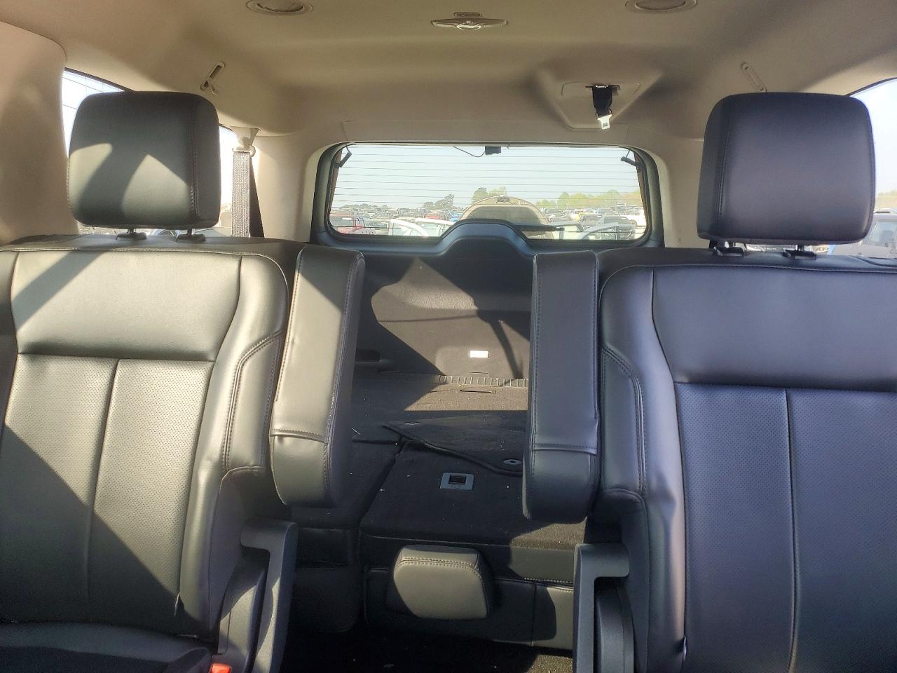 FORD EXPEDITION 2024 — 11