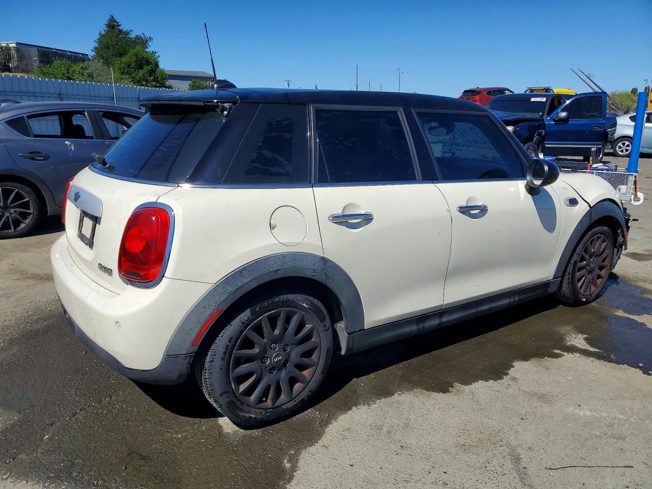MINI COOPER 2015 — 4