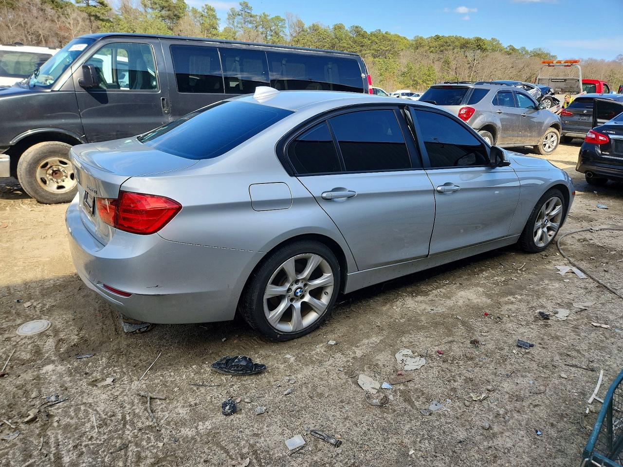 BMW 320 2013 — 4