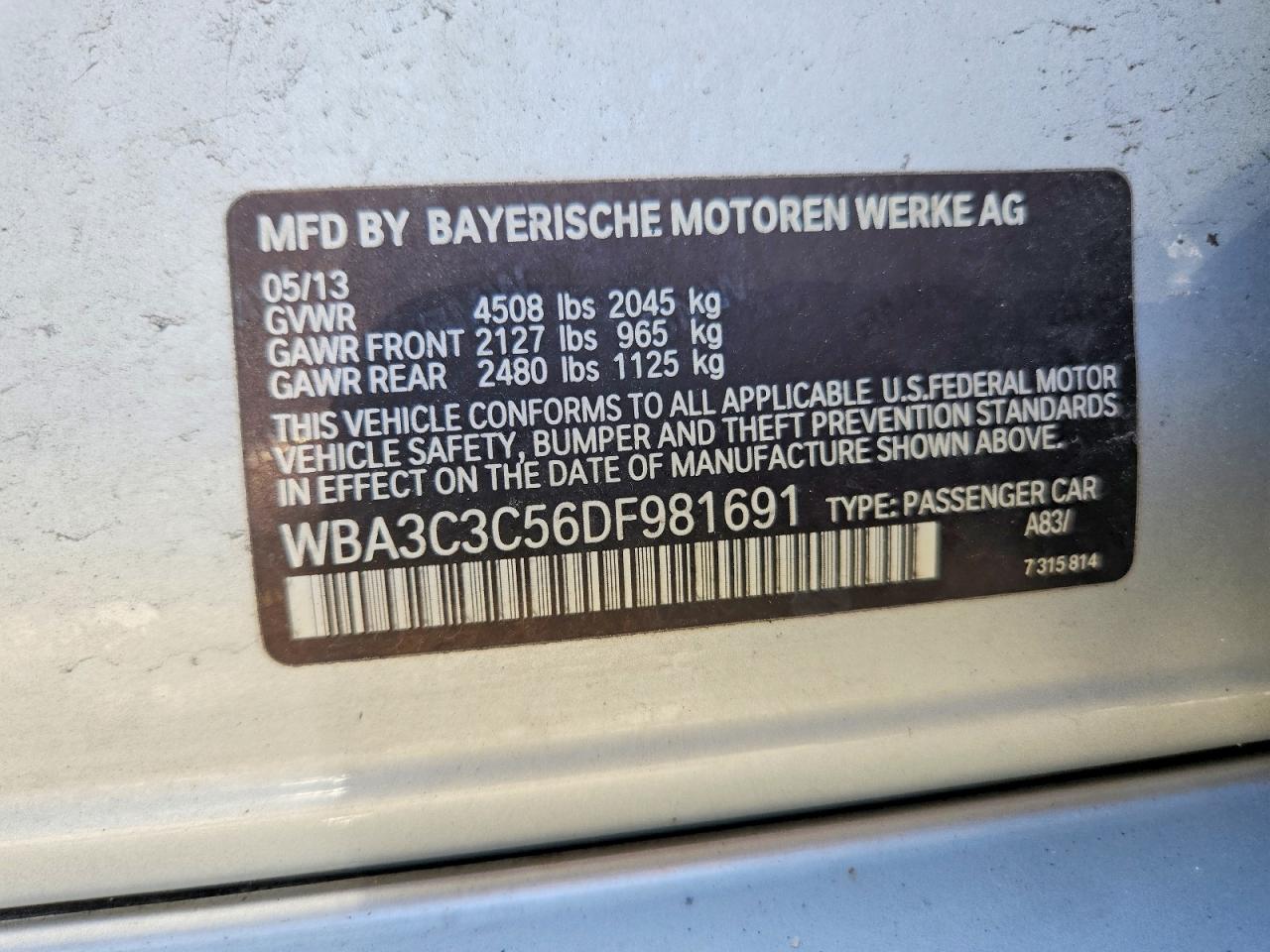 BMW 320 2013 — 13