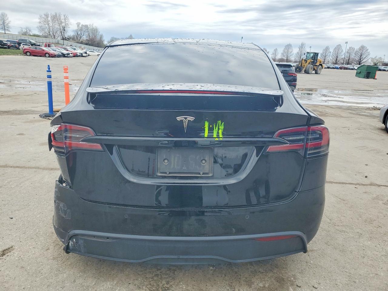 TESLA MODEL X 2022 — 7