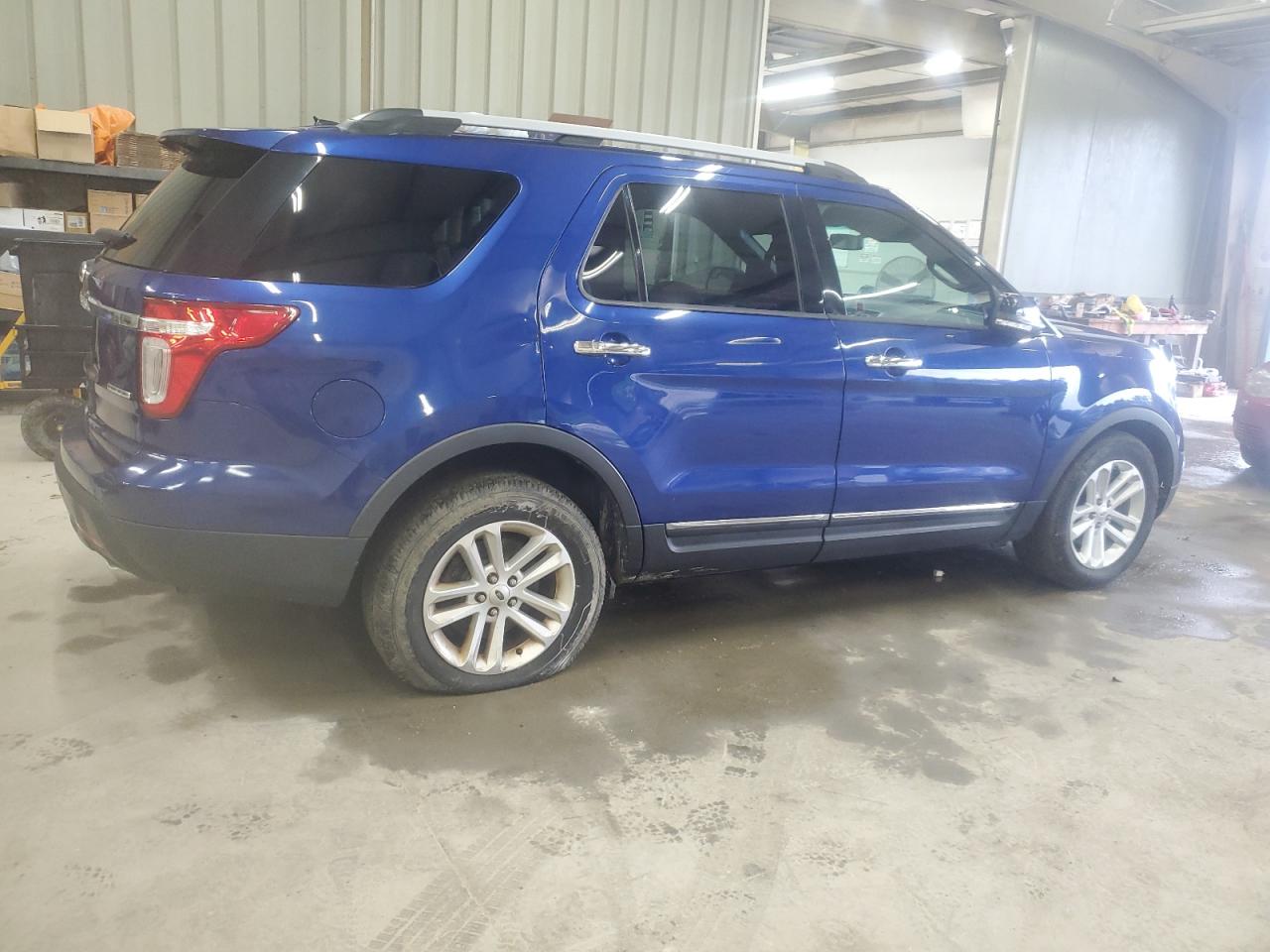 FORD EXPLORER 2013 — 4