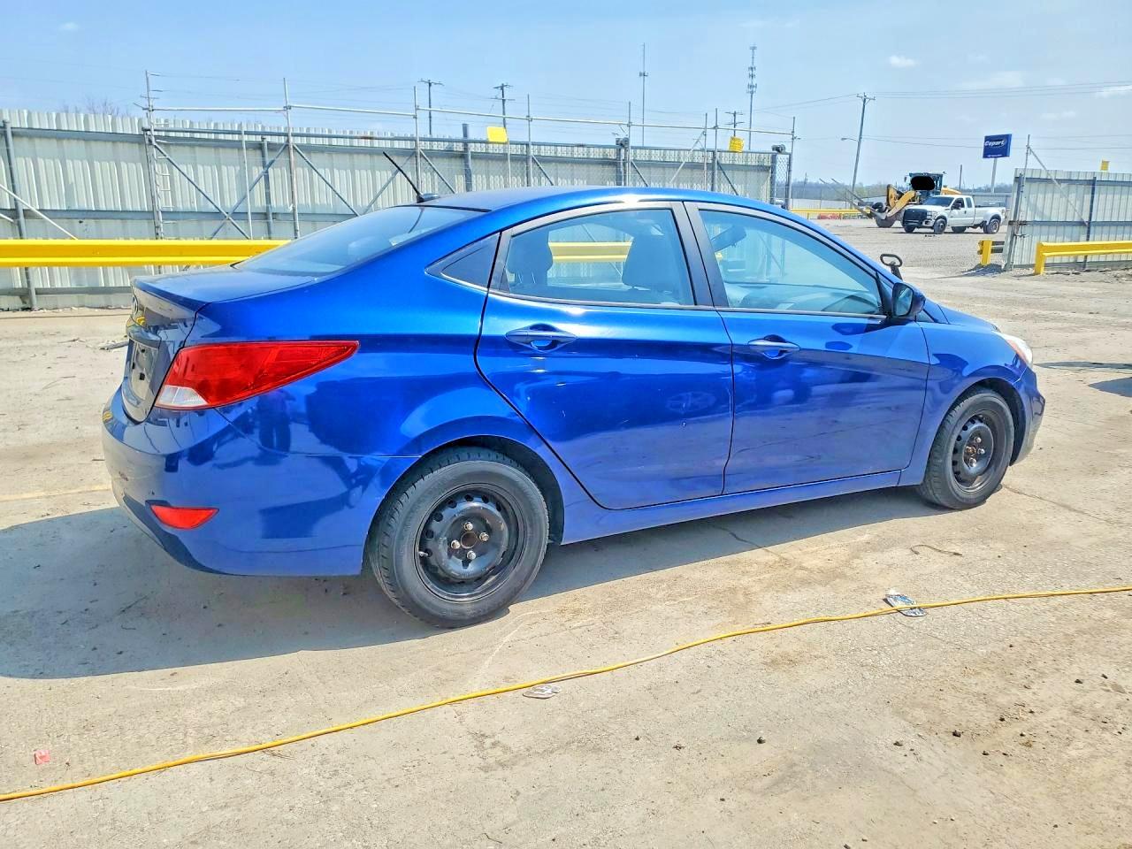 HYUNDAI ACCENT 2015 — 4
