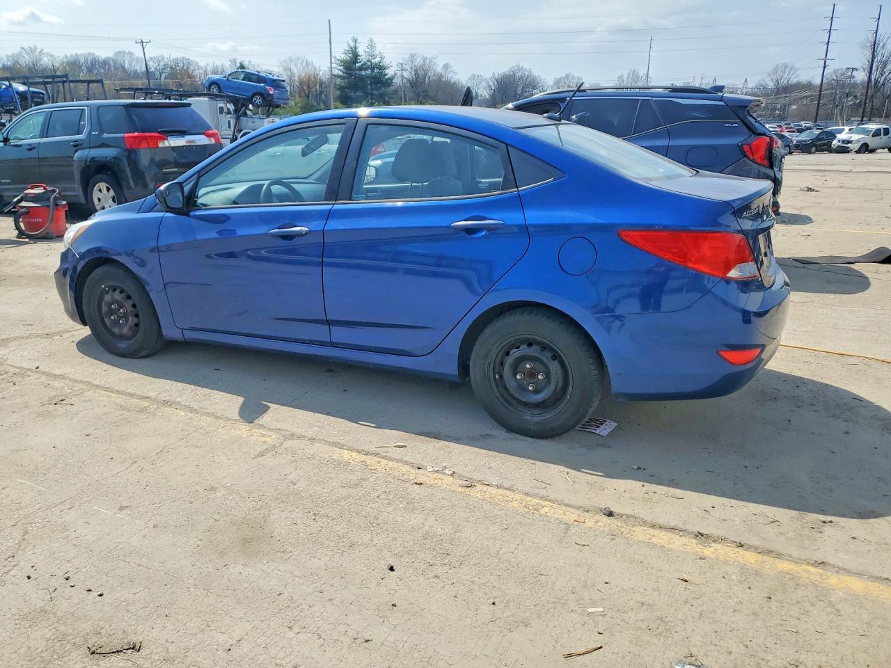 HYUNDAI ACCENT 2015 — 3