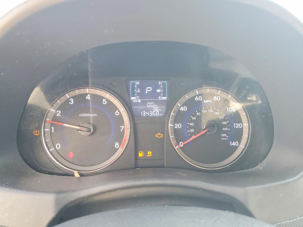 HYUNDAI ACCENT 2015 — 10