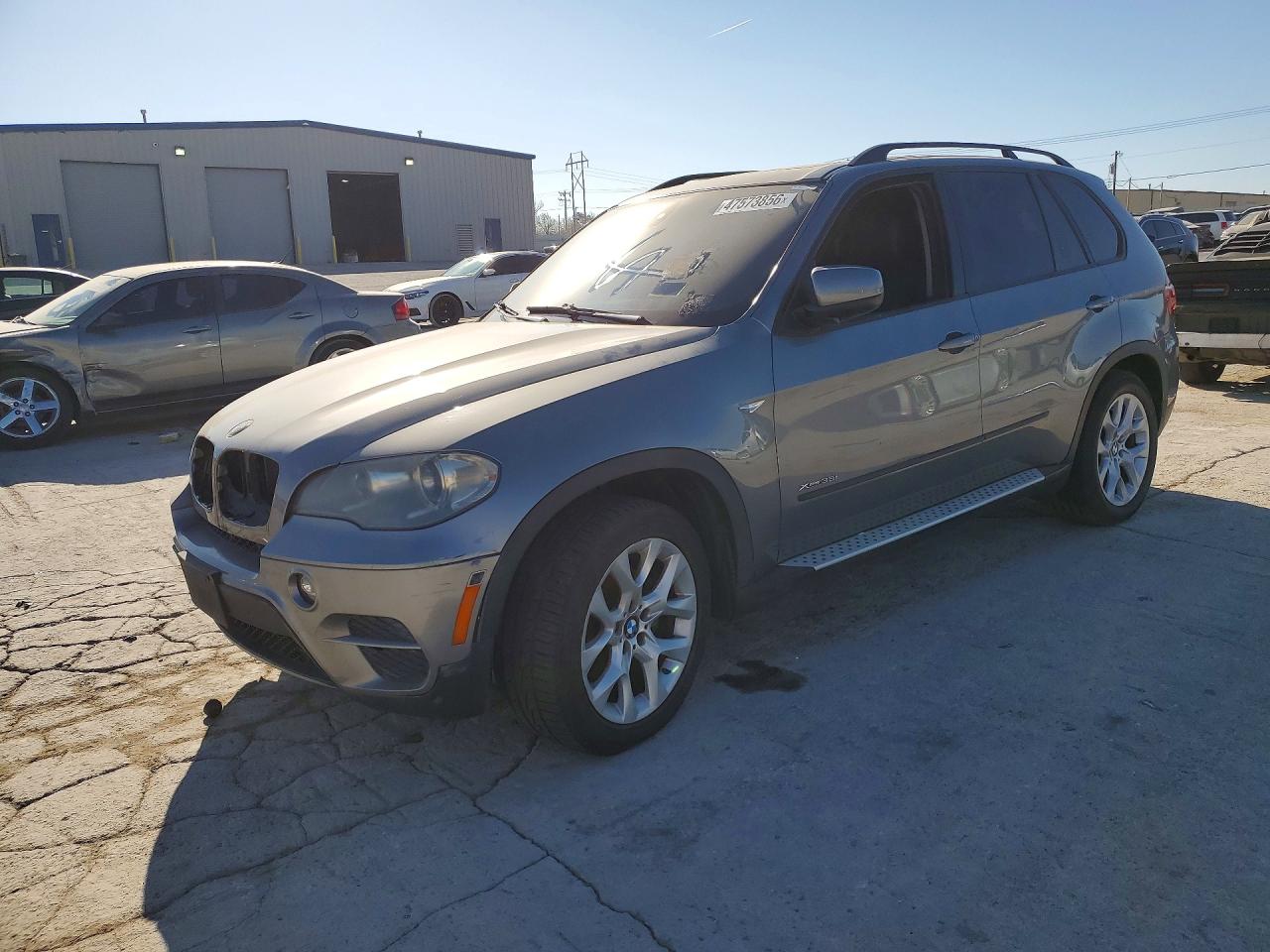 BMW X5 2012 — 2