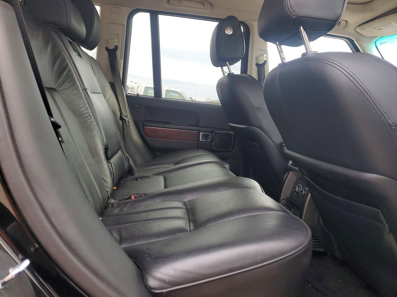 LAND ROVER RANGE ROVER 2011 — 12