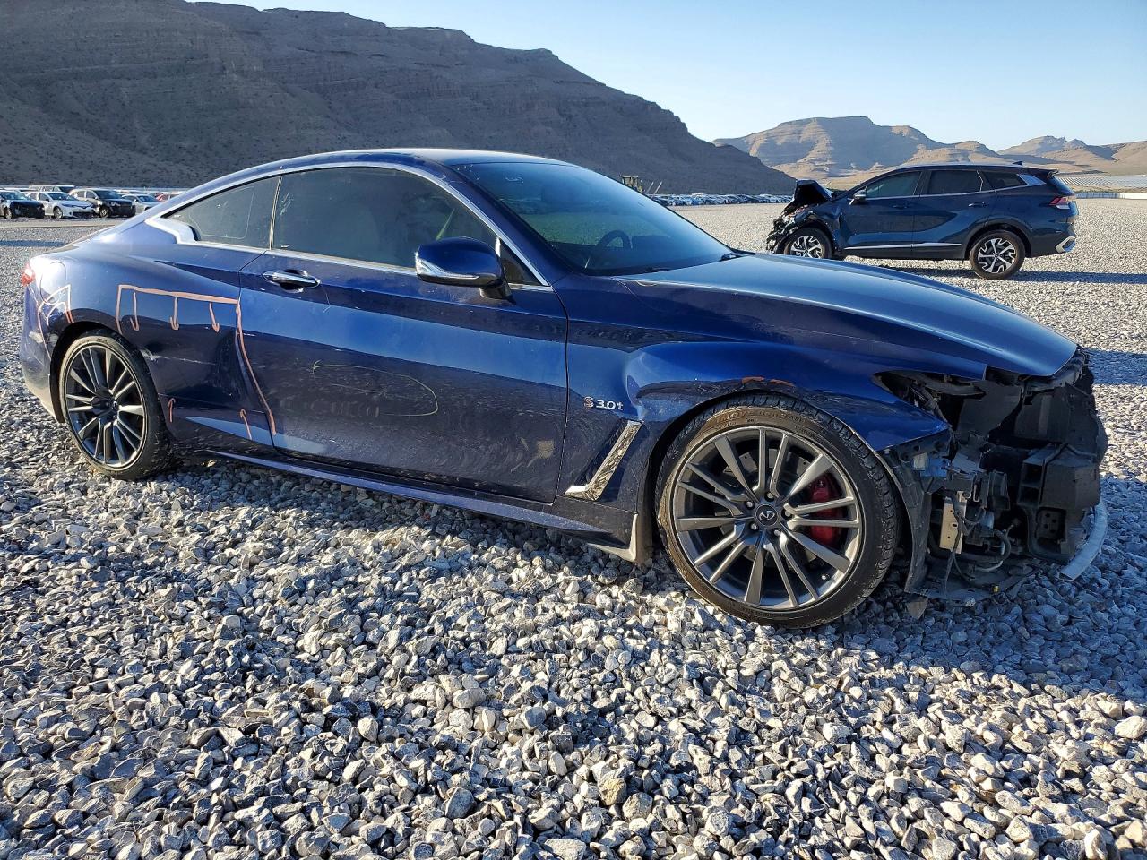 INFINITI Q60 2017 — 5