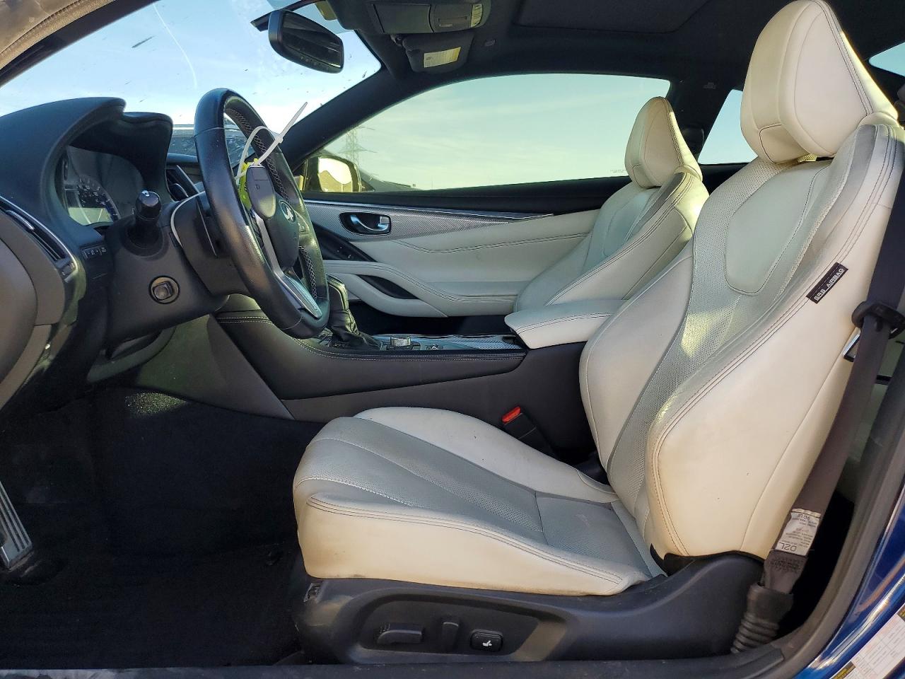 INFINITI Q60 2017 — 8