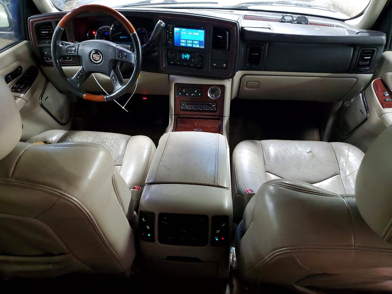 CADILLAC ESCALADE 2005 — 9