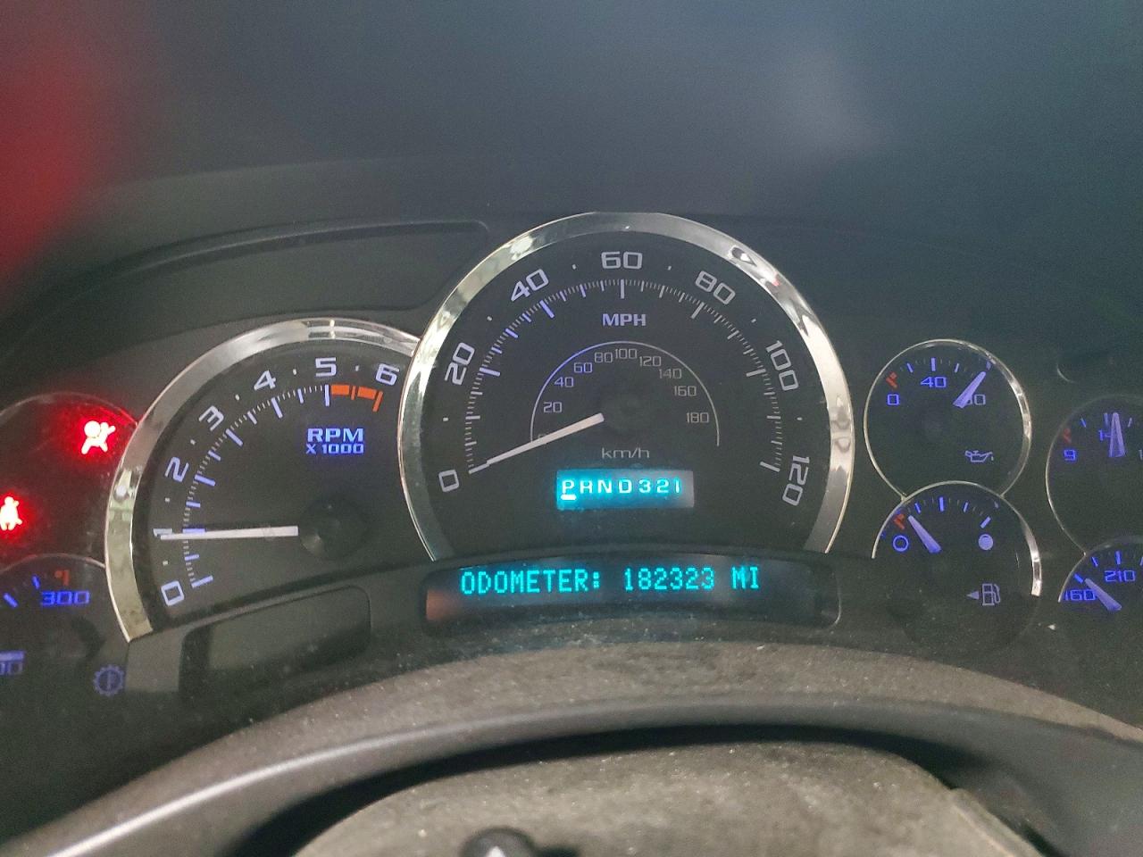 CADILLAC ESCALADE 2005 — 10