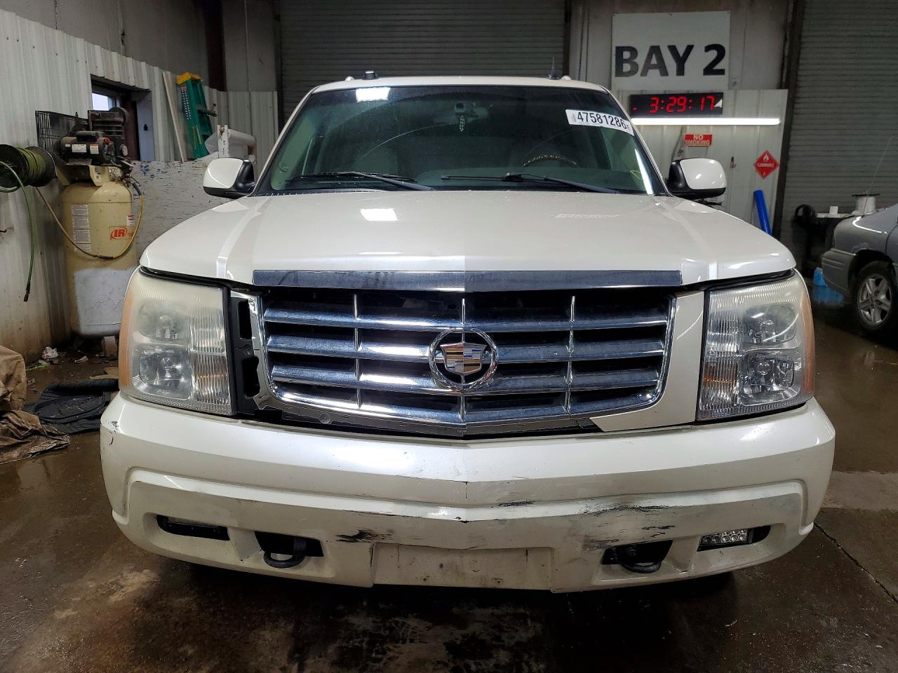 CADILLAC ESCALADE 2005 — 6