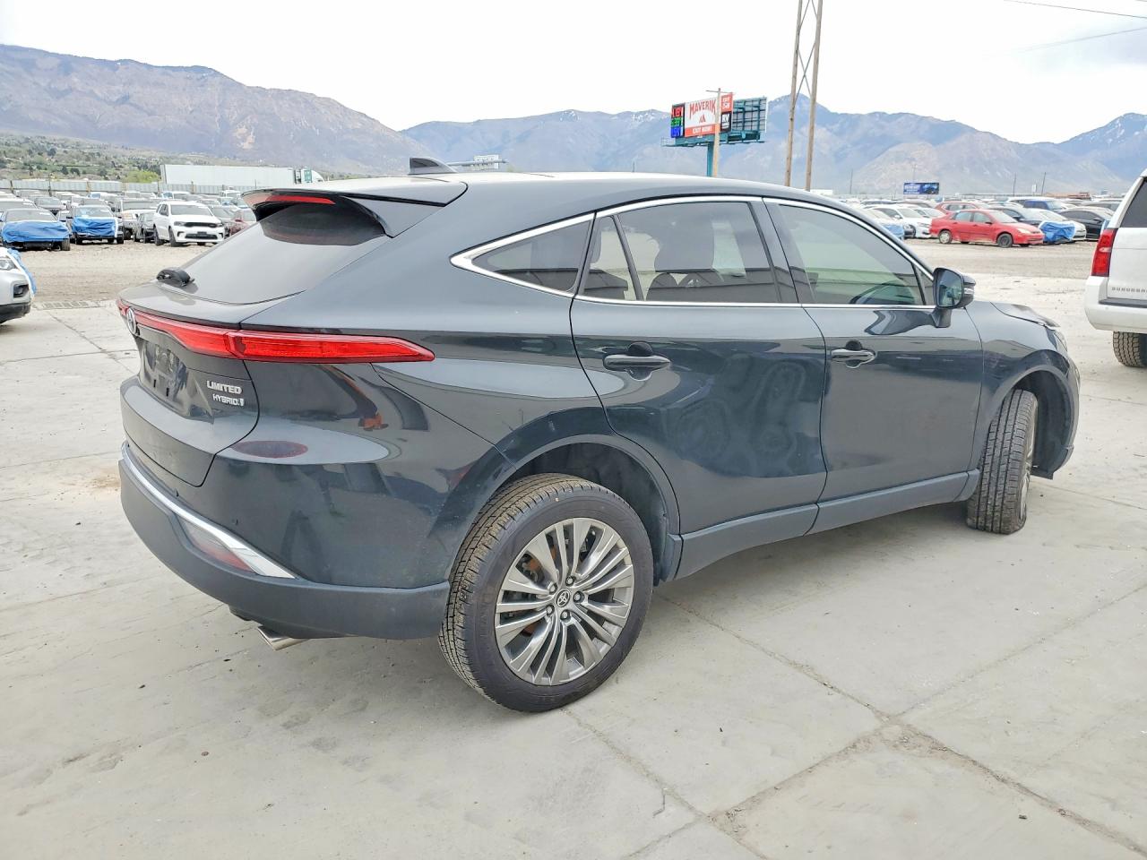 TOYOTA VENZA 2022 — 4