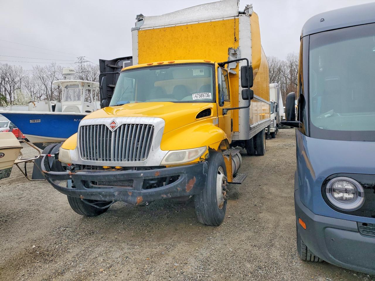 INTERNATIONAL 4000 2018 — 2