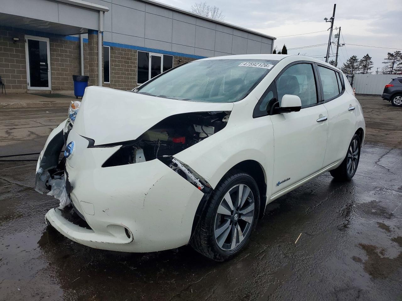 2017 NISSAN LEAF SL