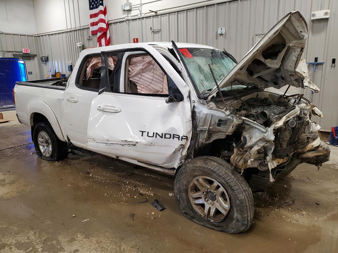 TOYOTA TUNDRA 2005 — 5