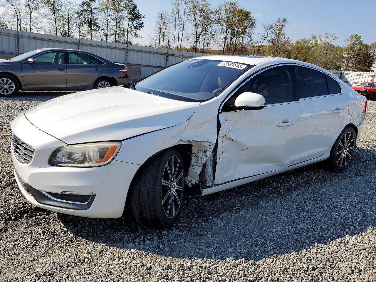 VOLVO S60 2017 — 2