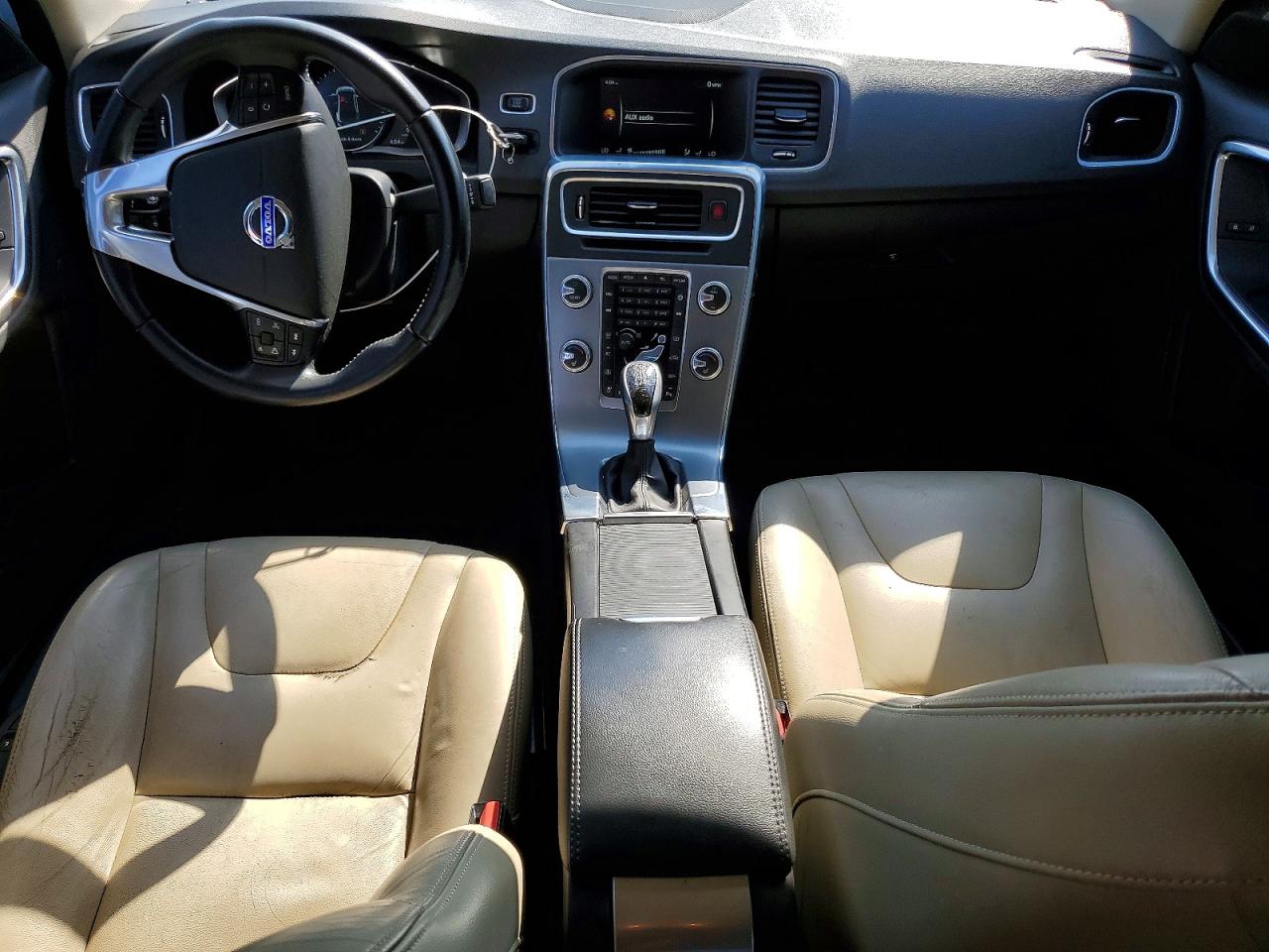 VOLVO S60 2017 — 9