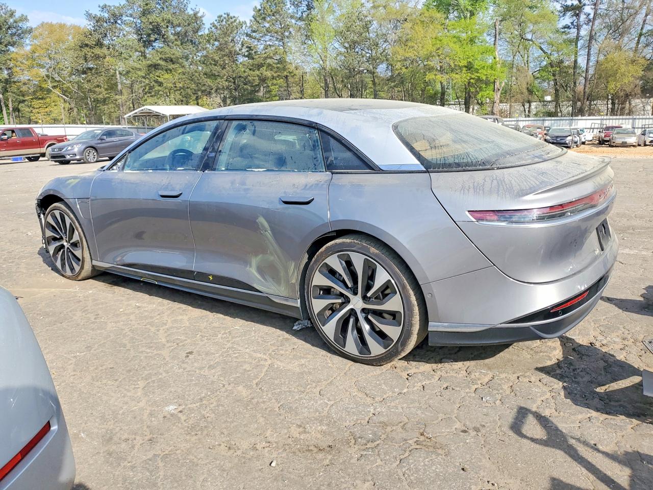 LUCID MOTORS AIR 2022 — 3