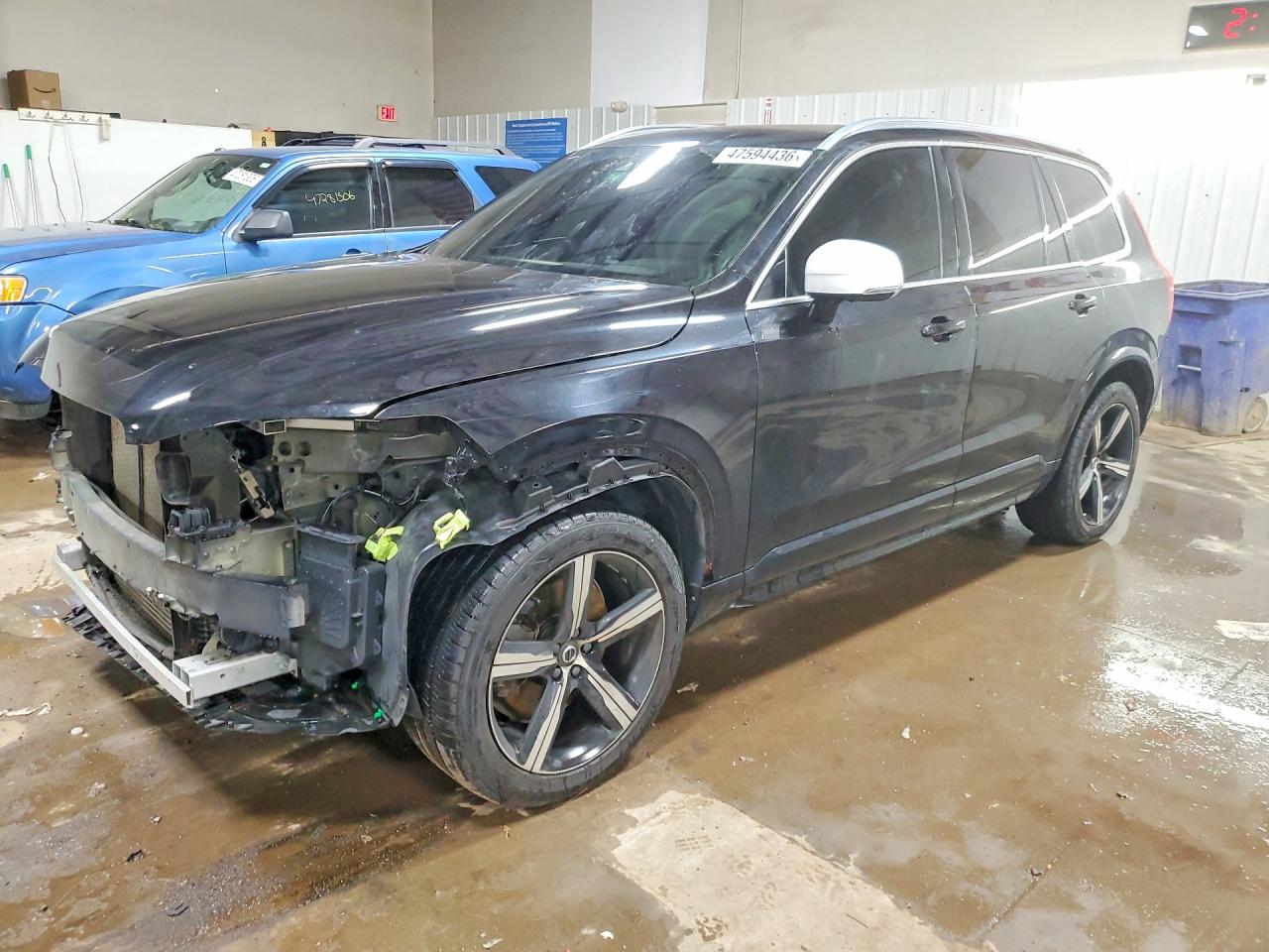 VOLVO XC90 2018 — 2