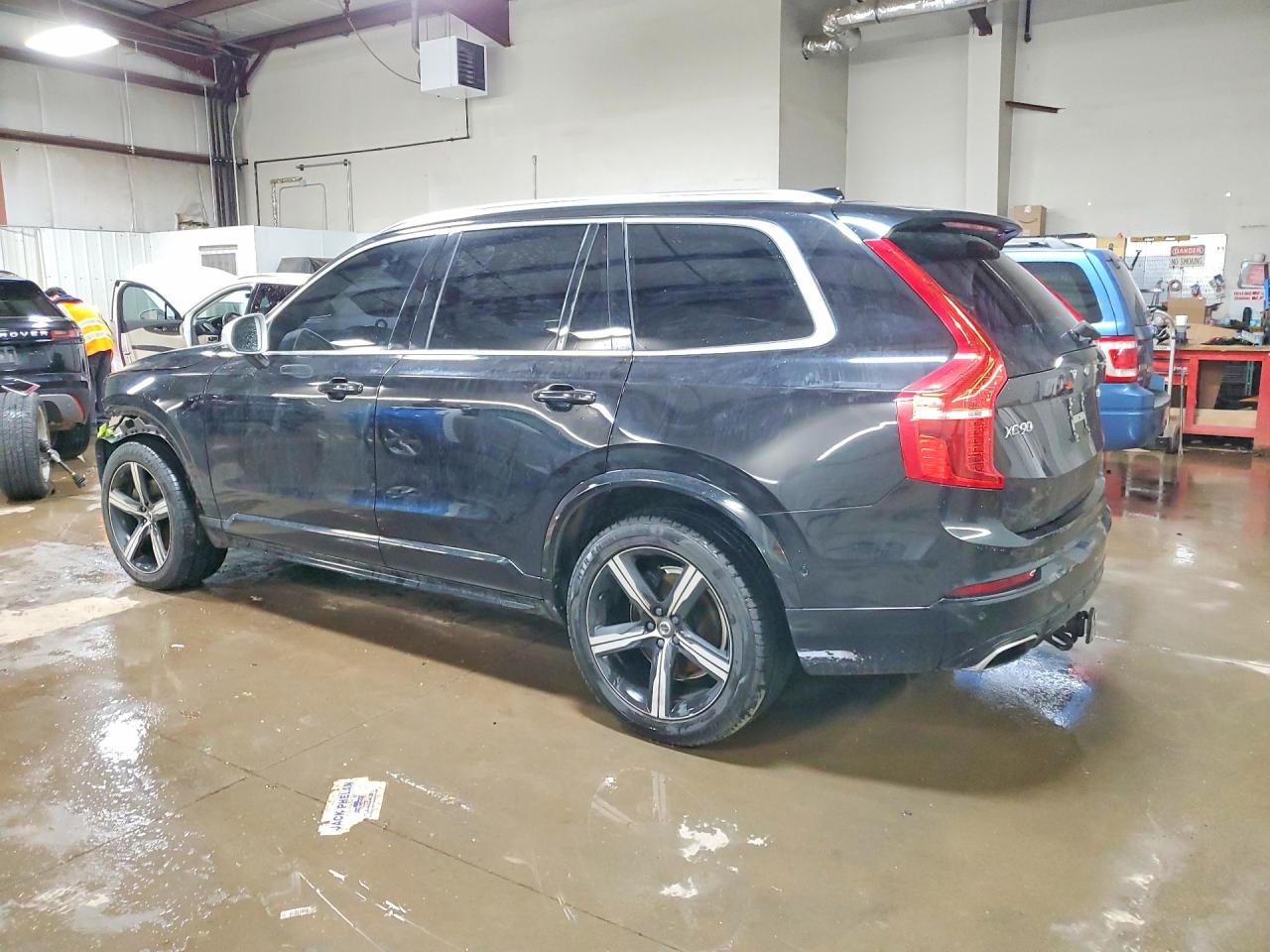 VOLVO XC90 2018 — 3