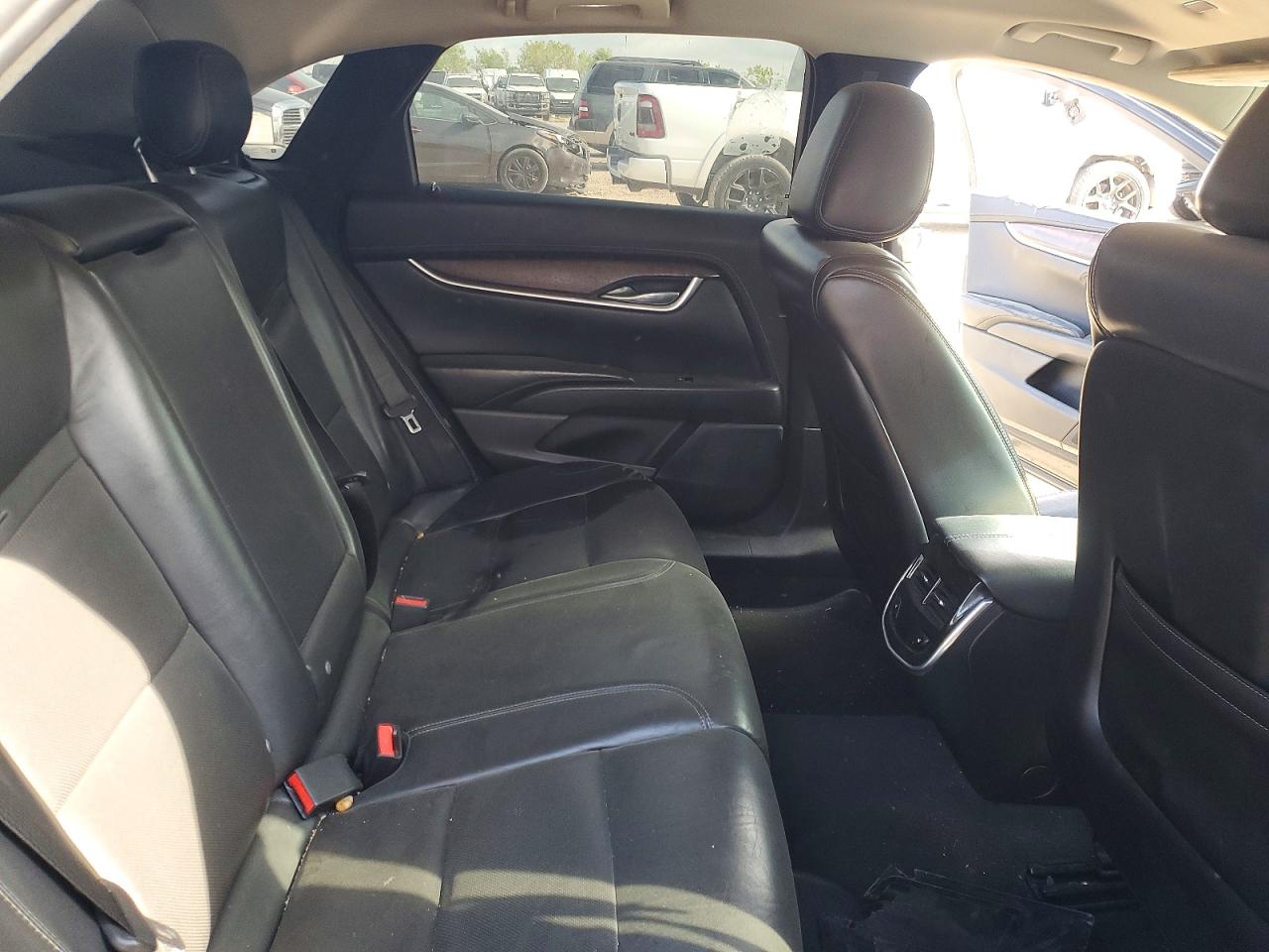 CADILLAC XTS 2019 — 11