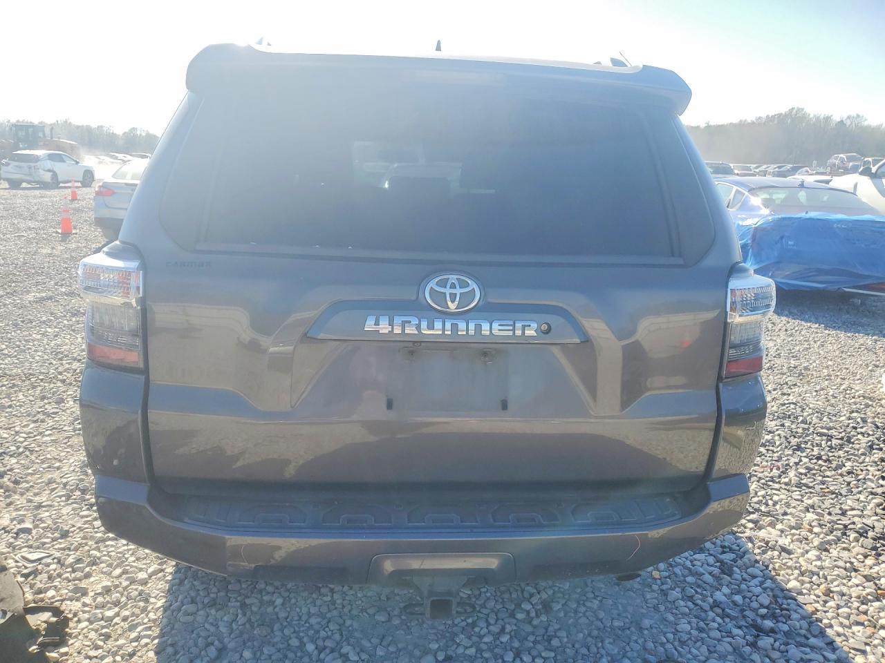 TOYOTA 4RUNNER 2015 — 7