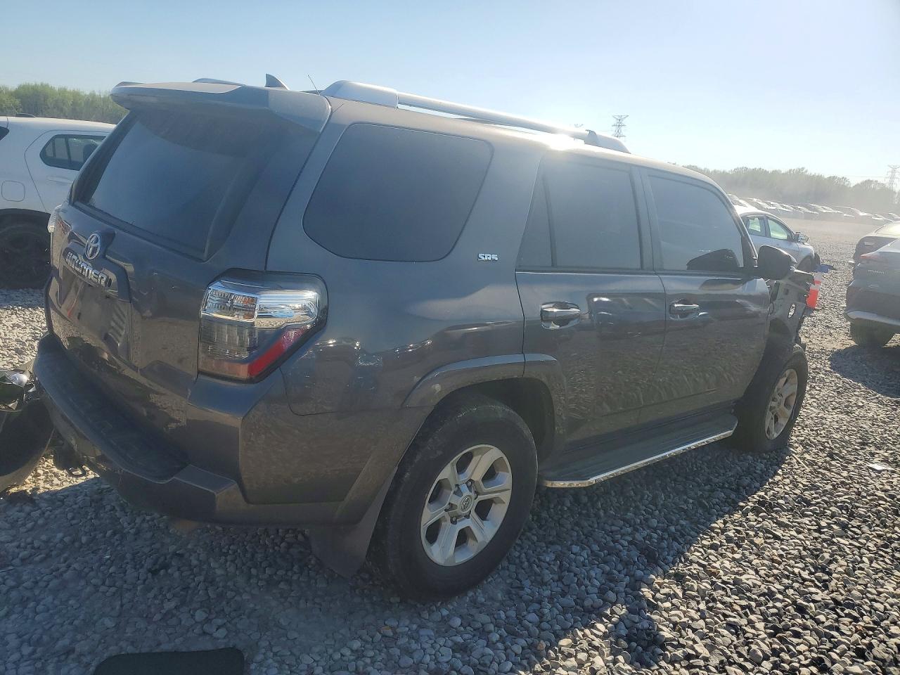 TOYOTA 4RUNNER 2015 — 4