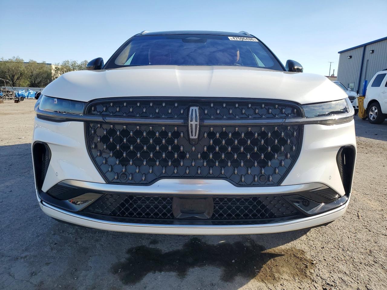LINCOLN NAUTILUS 2024 — 6