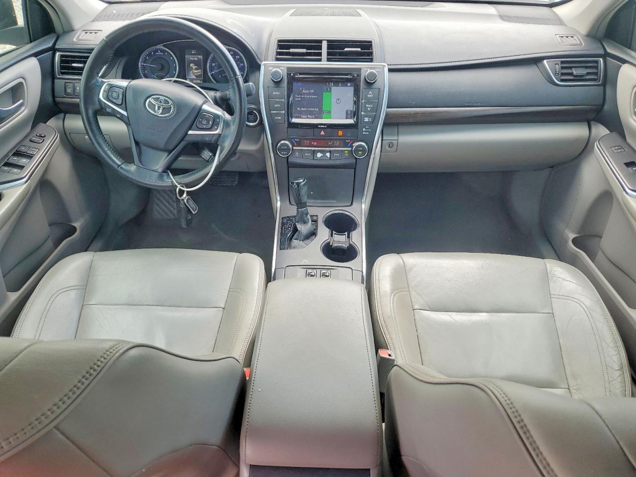 TOYOTA CAMRY 2016 — 9