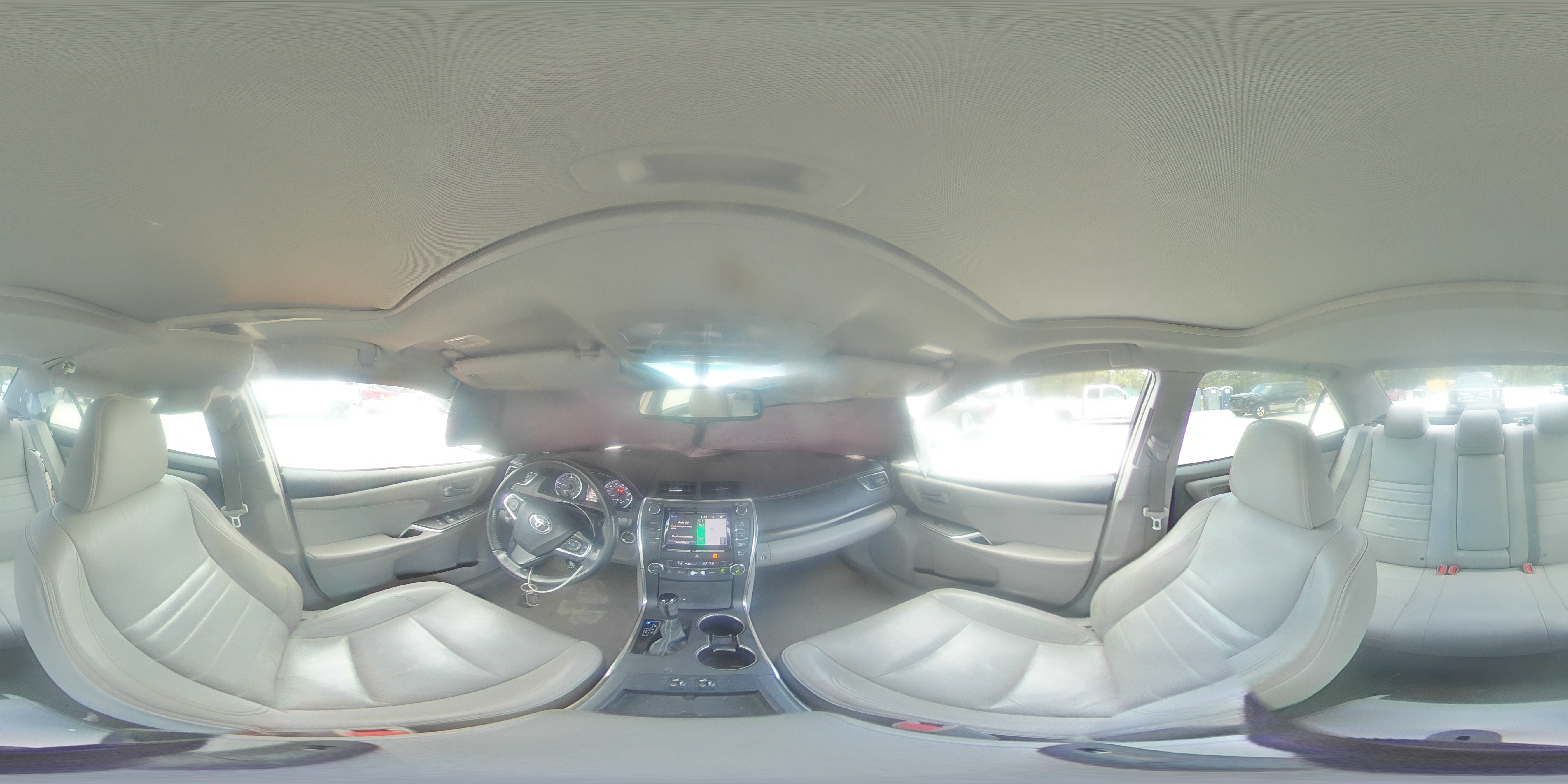 TOYOTA CAMRY 2016 — 14