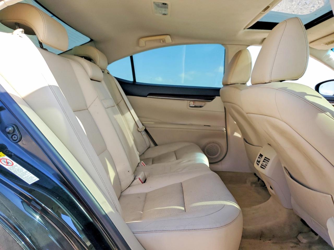 LEXUS ES 350 2015 — 11