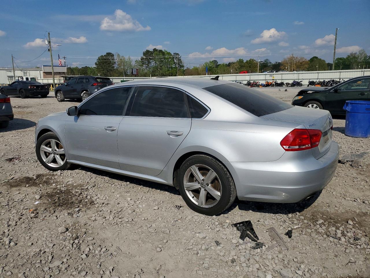 VOLKSWAGEN PASSAT 2014 — 3