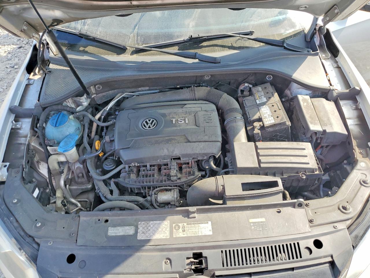 VOLKSWAGEN PASSAT 2014 — 12