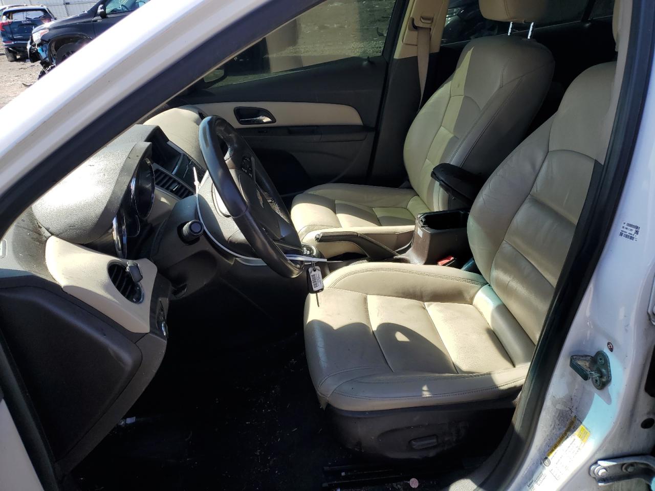 CHEVROLET CRUZE 2012 — 8