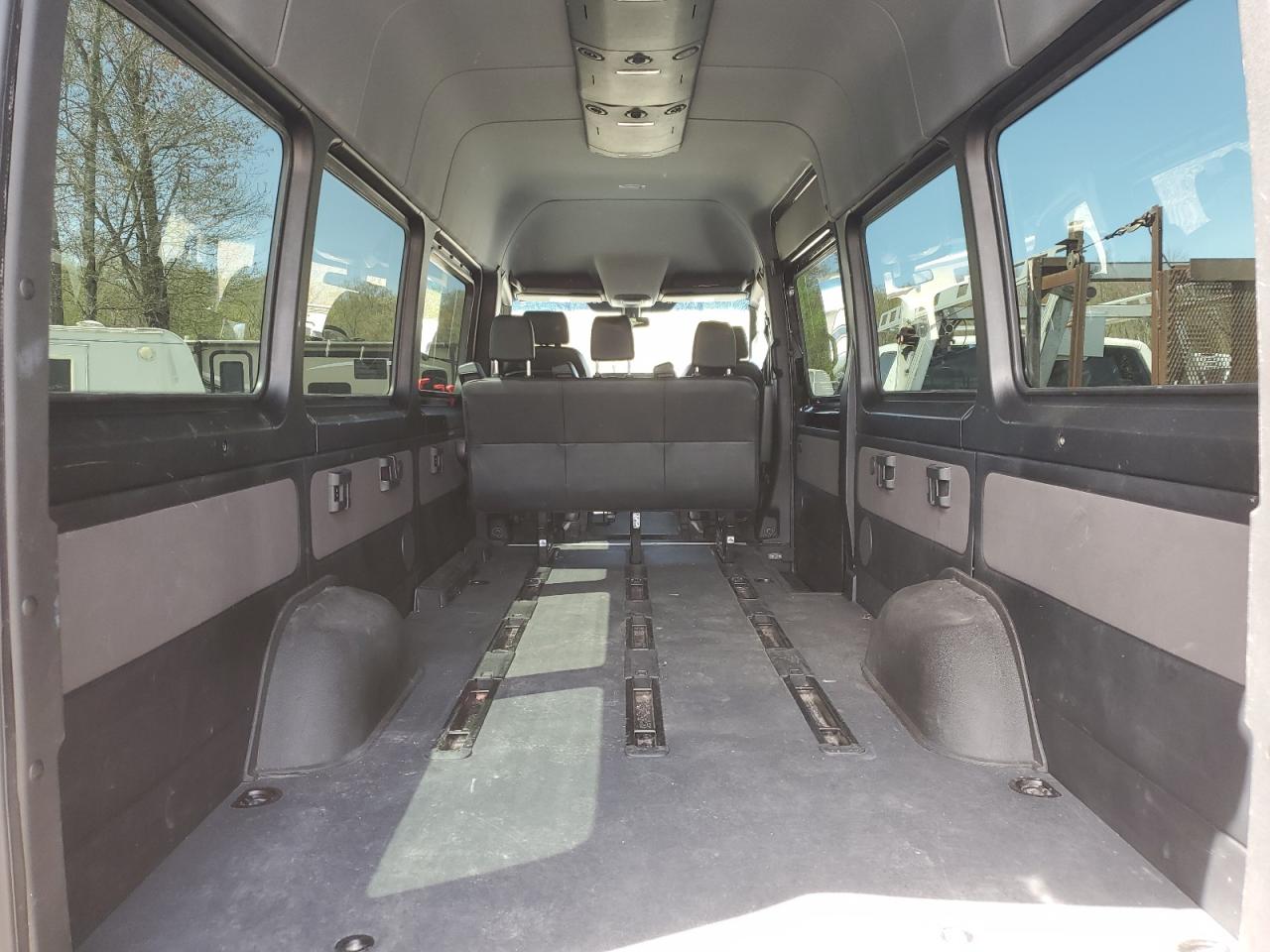 MERCEDES-BENZ SPRINTER 2020 — 11