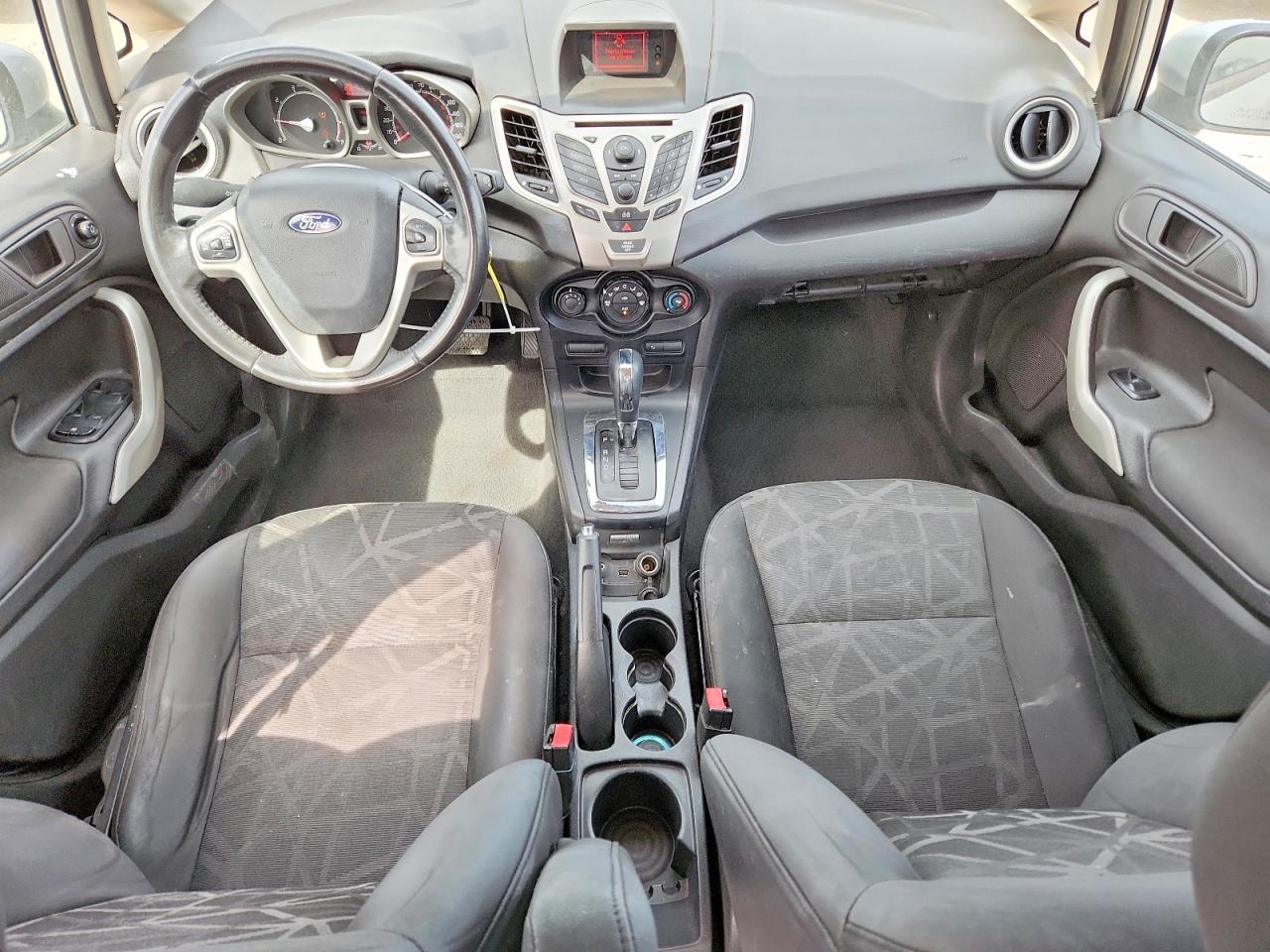 FORD FIESTA 2013 — 9